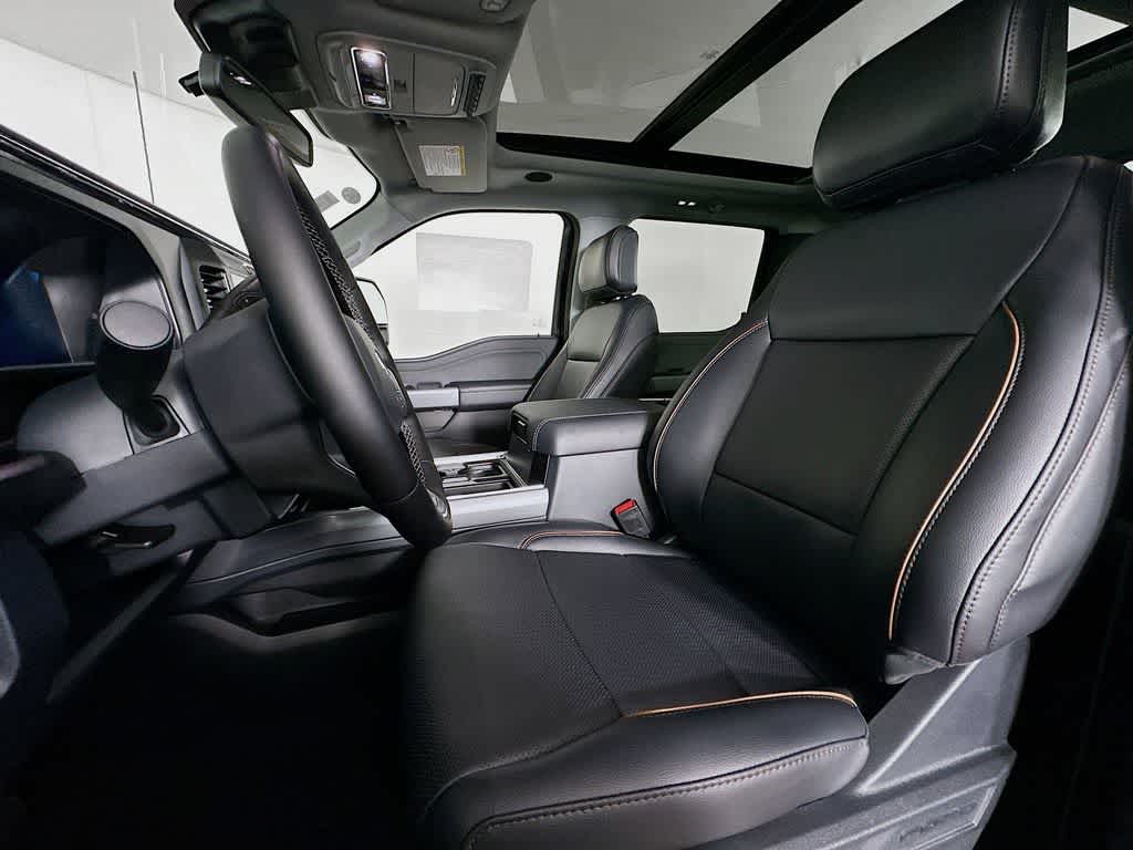 2025 Ford F-250  12