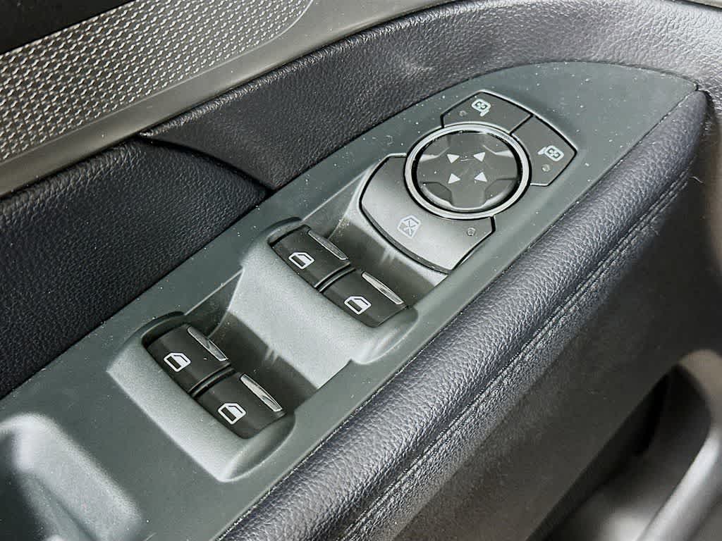 Thumbnail: 2018 Ford Explorer - 29