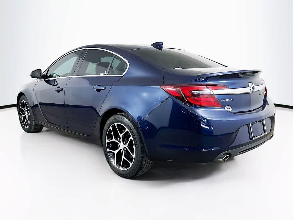 Thumbnail: 2017 Buick Regal - 4
