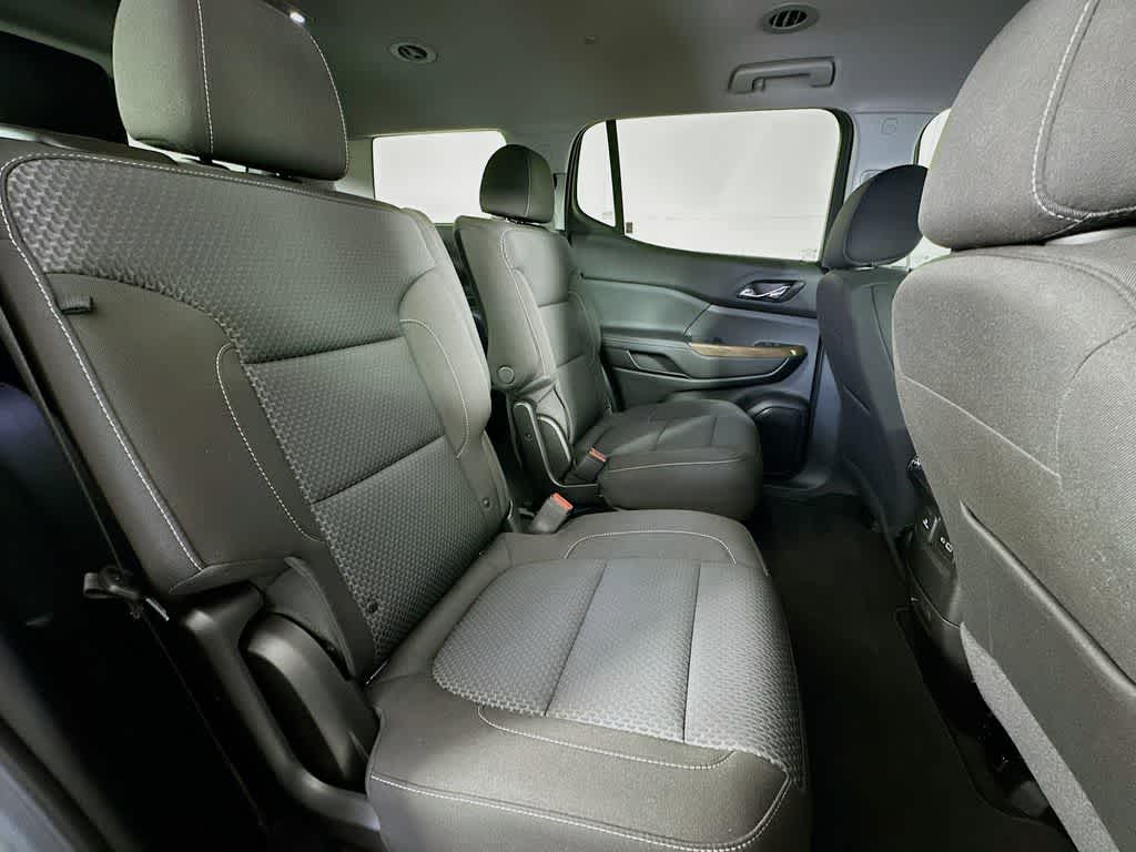 Thumbnail: 2023 GMC Acadia - 31