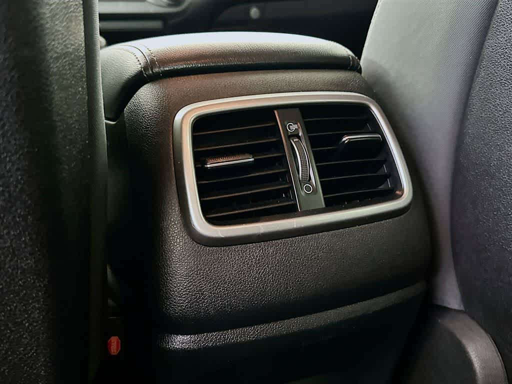 Thumbnail: 2016 Kia Sorento - 13