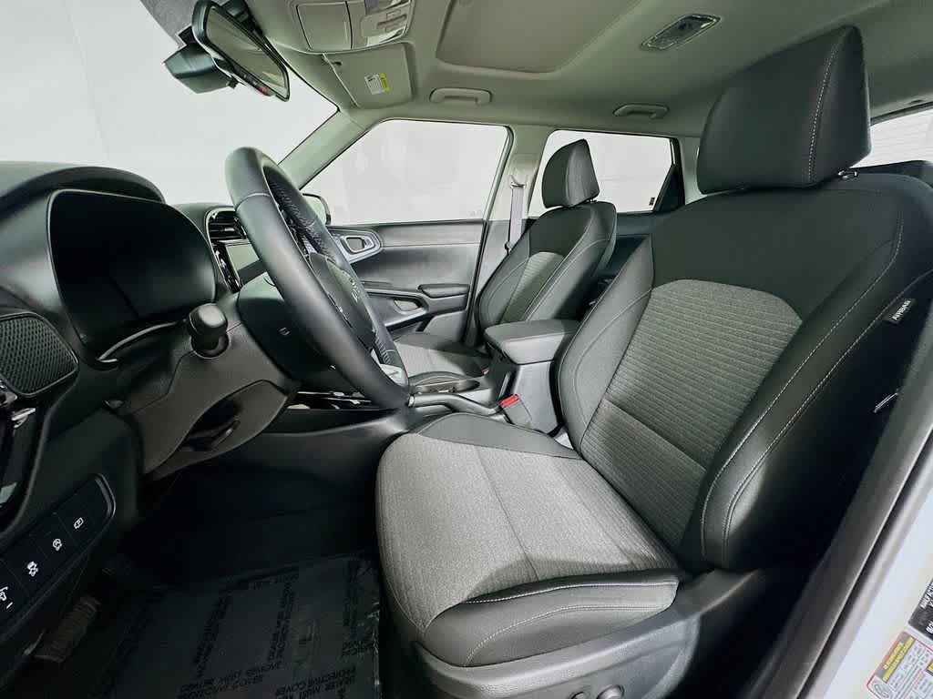 Thumbnail: 2025 Kia Soul - 12