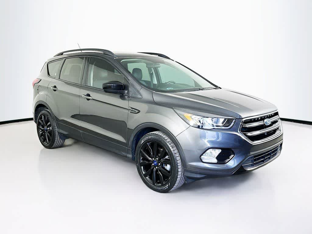 2019 Ford Escape SE 24