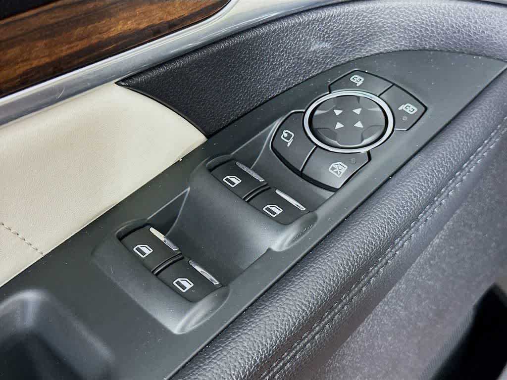 Thumbnail: 2019 Ford Explorer - 30