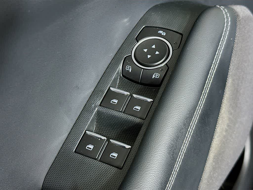 Thumbnail: 2022 Ford Mustang Mach-E - 28