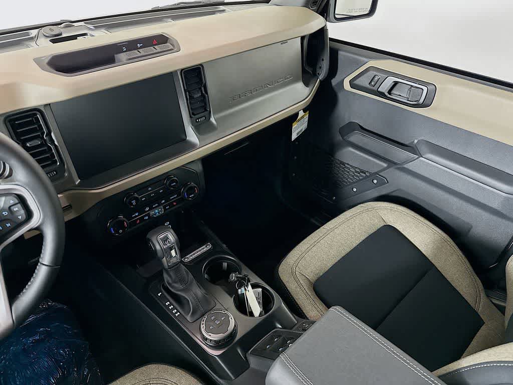 Thumbnail: 2025 Ford Bronco - 11