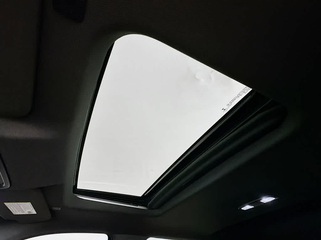 Thumbnail: 2022 Chevrolet Silverado 1500 - 31