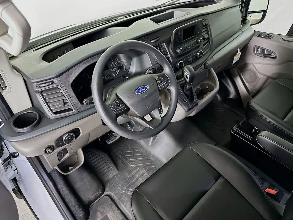 Thumbnail: 2025 Ford Transit Series - 2
