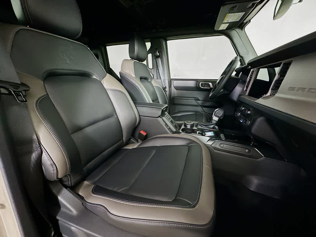 Thumbnail: 2025 Ford Bronco - 15