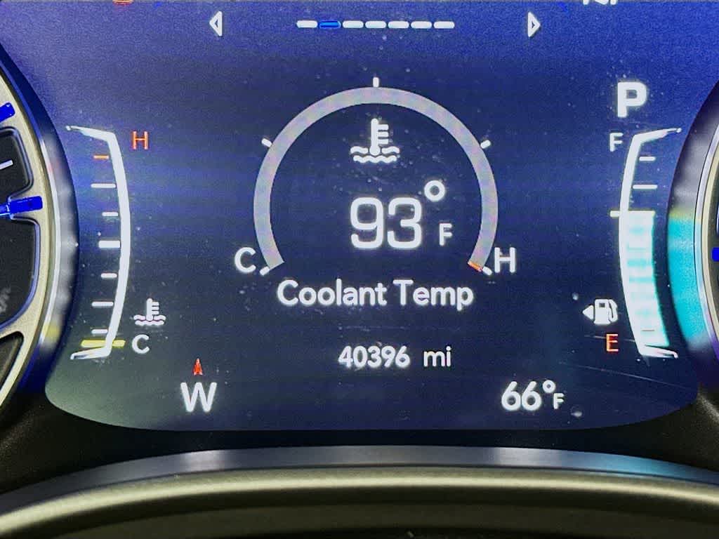 Thumbnail: 2022 Chrysler Pacifica - 19