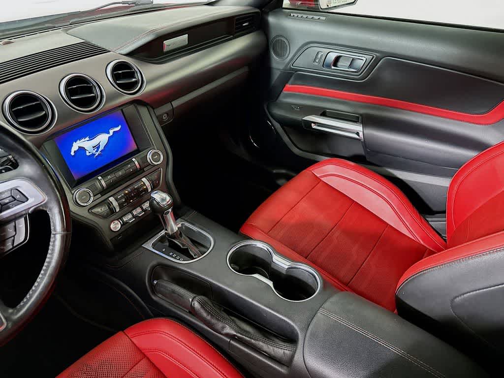 2018 Ford Mustang  11