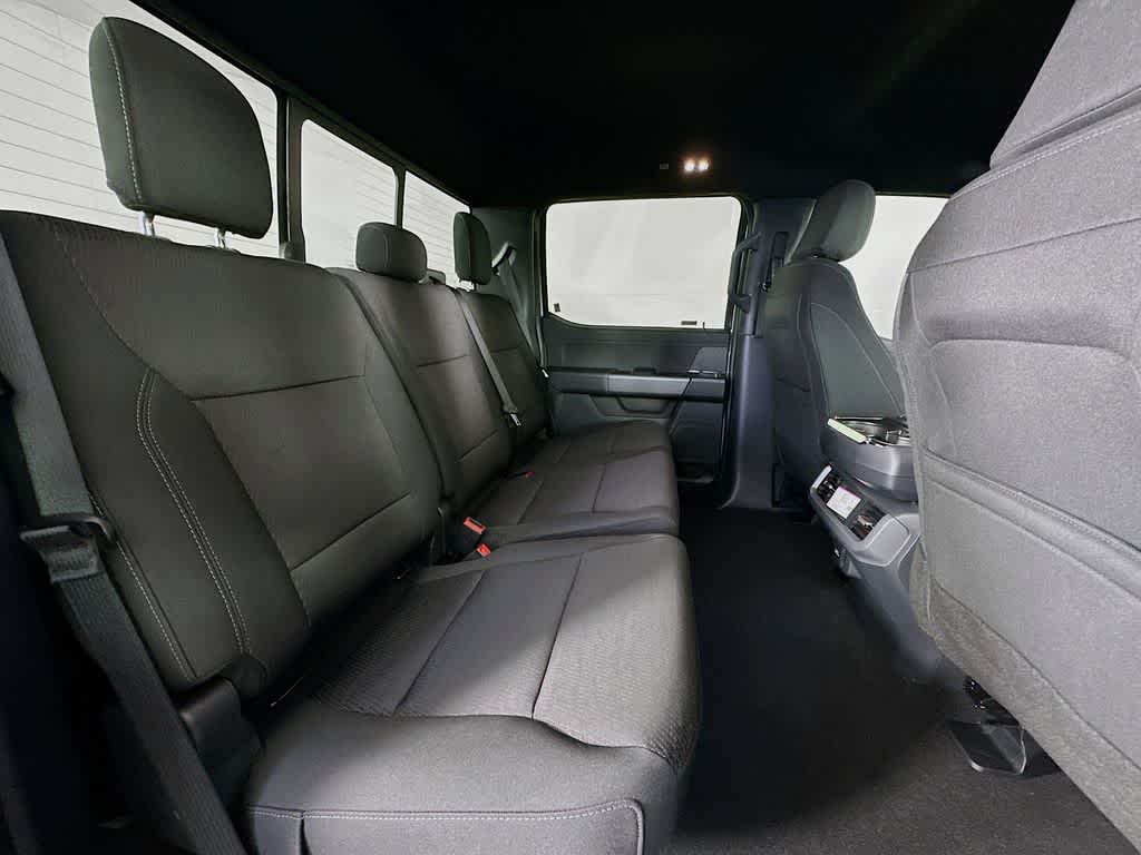 Thumbnail: 2025 Ford F-150 - 32