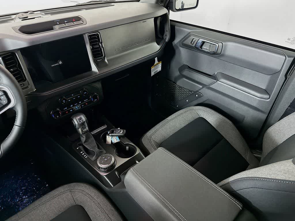 Thumbnail: 2025 Ford Bronco - 11