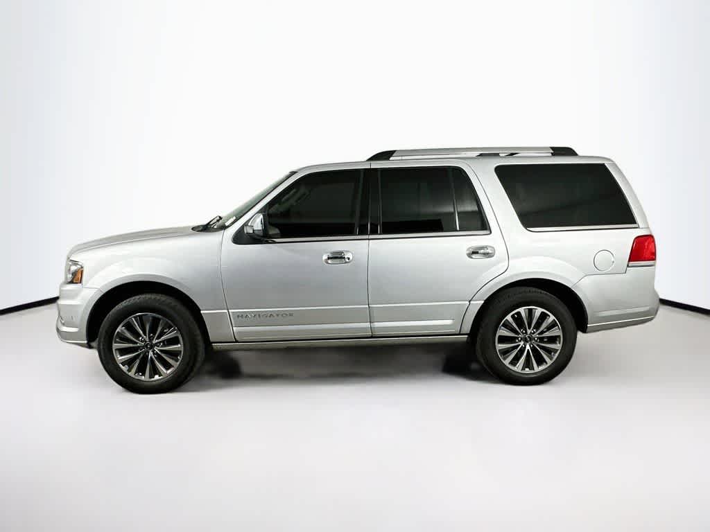 Thumbnail: 2016 Lincoln Navigator - 3