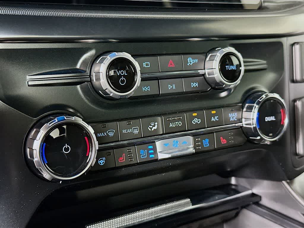 2025 Ford F-150 Lariat 18