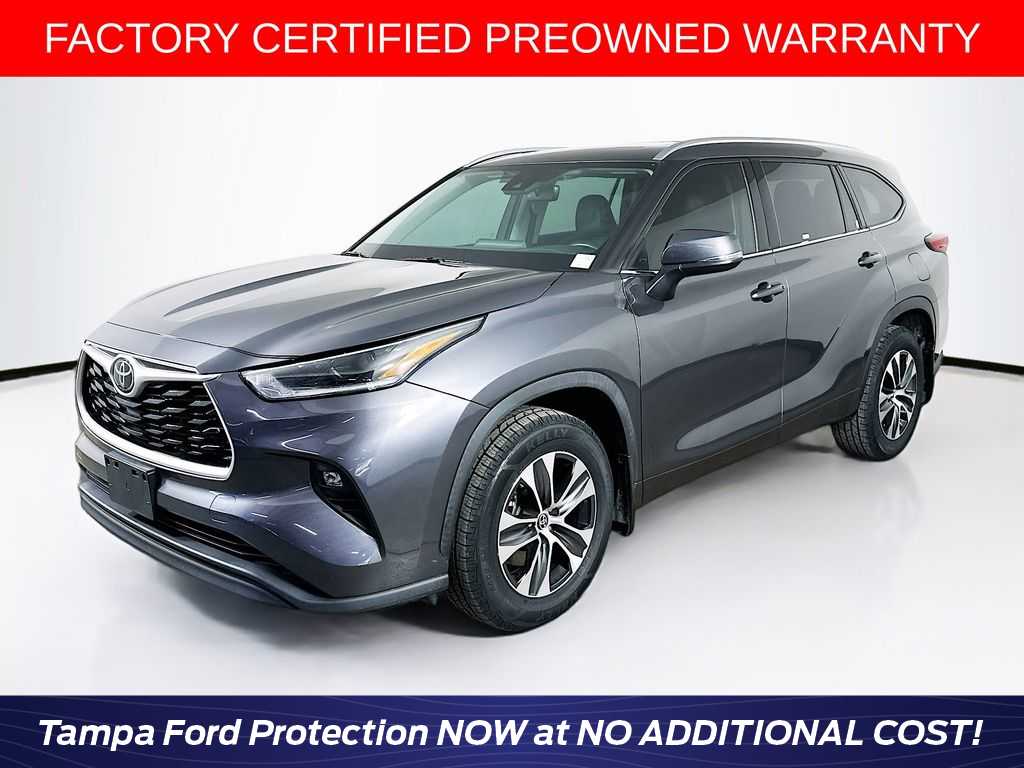 Thumbnail: 2021 Toyota Highlander - 1