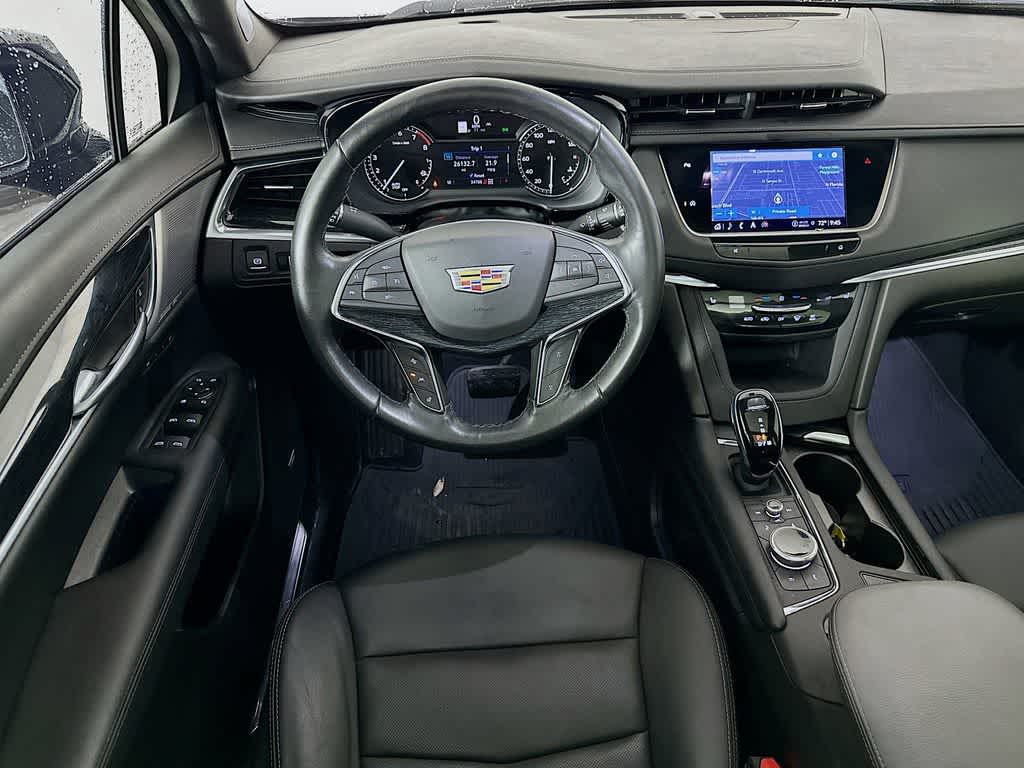 Thumbnail: 2023 Cadillac XT5 - 10