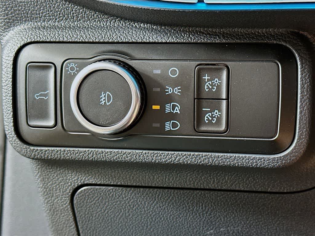 Thumbnail: 2025 Ford Explorer - 26