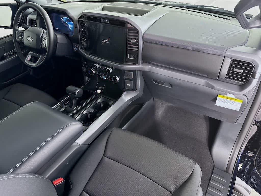 Thumbnail: 2025 Ford F-150 - 33