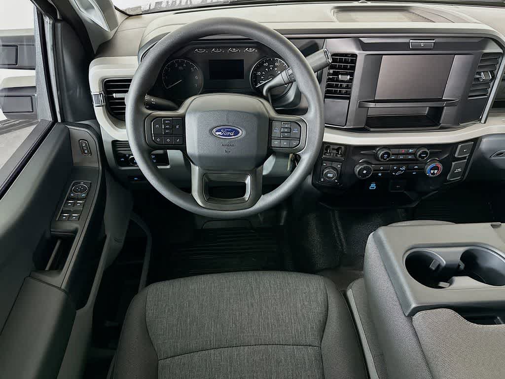 Thumbnail: 2026 Ford F-250 - 10