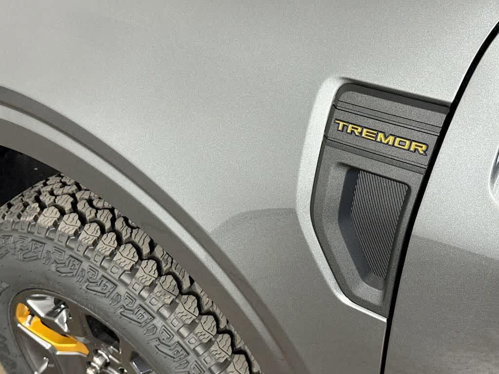 Thumbnail: 2025 Ford Maverick - 7