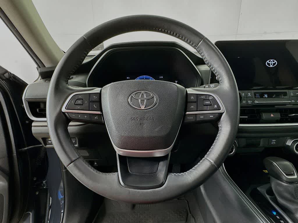 Thumbnail: 2024 Toyota Grand Highlander - 16