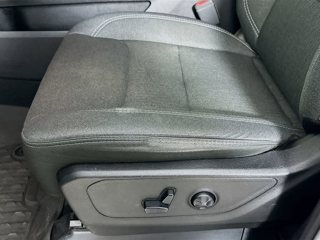 Thumbnail: 2019 RAM 1500 - 30