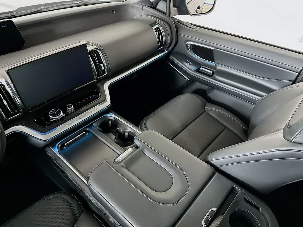 Thumbnail: 2026 Ford Expedition - 11