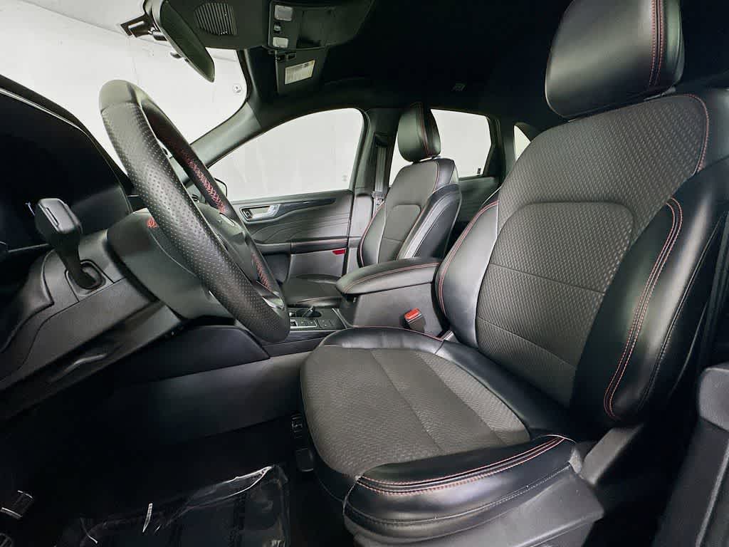 Thumbnail: 2023 Ford Escape - 12