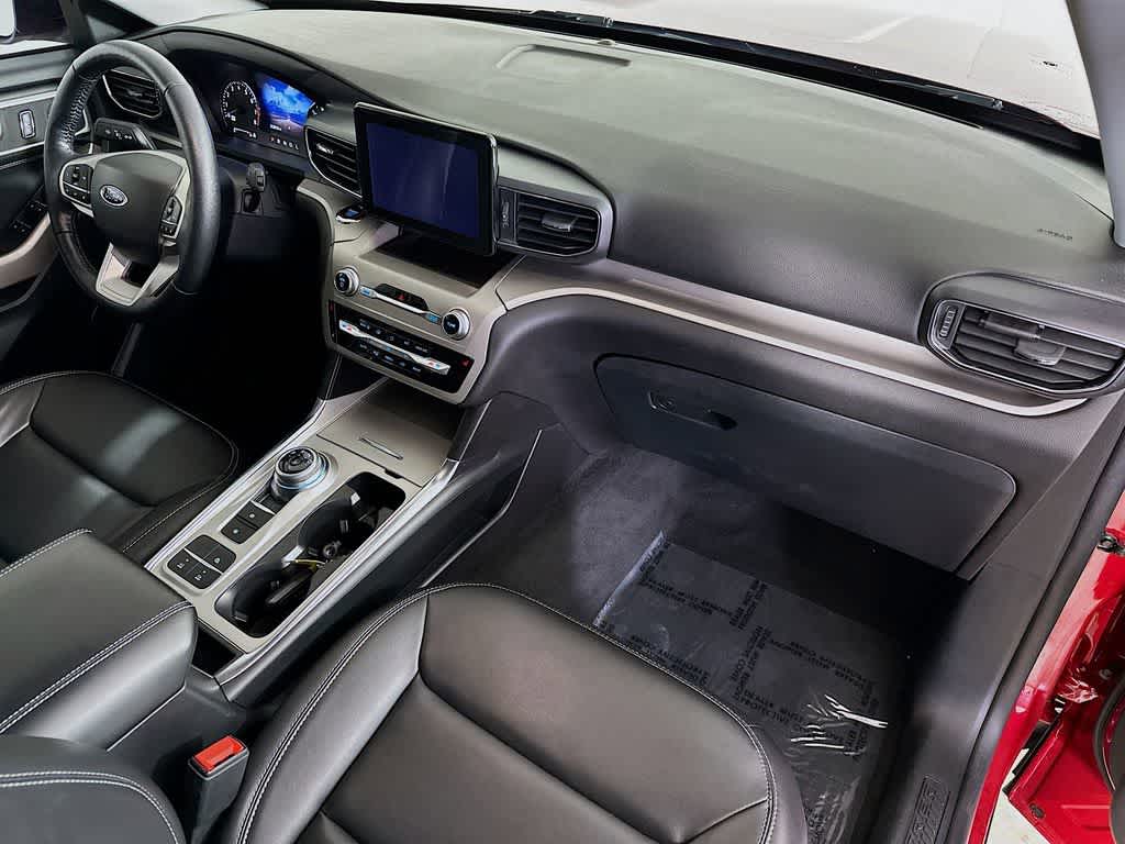 Thumbnail: 2022 Ford Explorer - 33