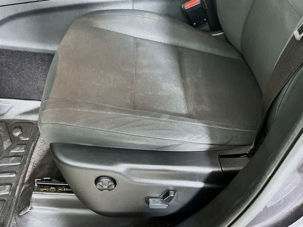 Thumbnail: 2015 Jeep Grand Cherokee - 29