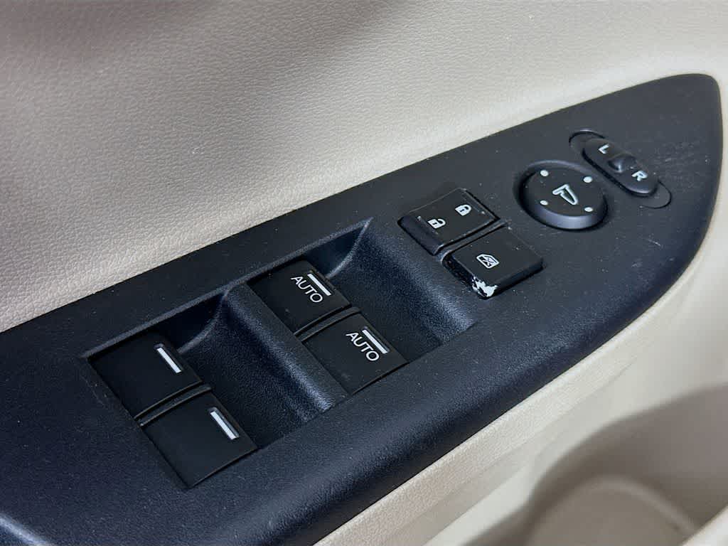 Thumbnail: 2015 Honda Accord - 27