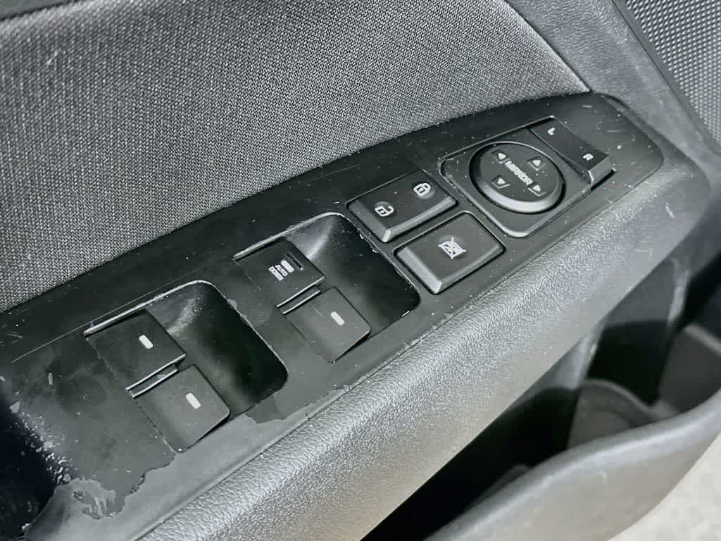 Thumbnail: 2019 Hyundai Elantra - 26