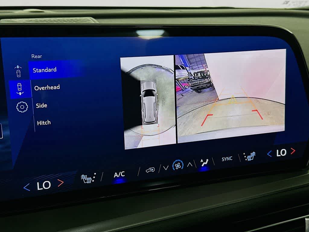 Thumbnail: 2025 Chevrolet Traverse - 29