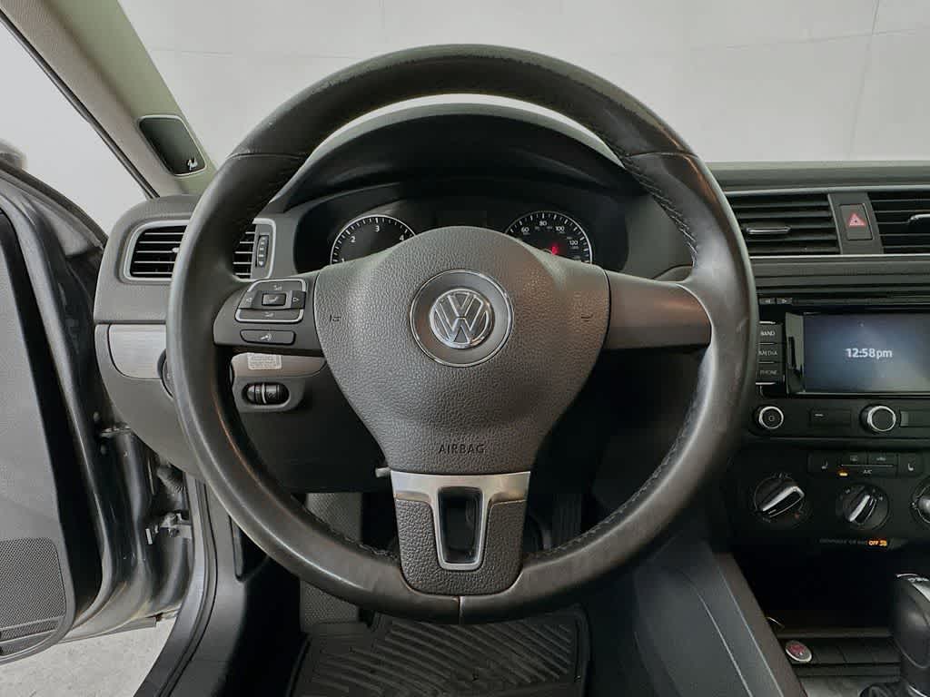 Thumbnail: 2014 Volkswagen Jetta - 15