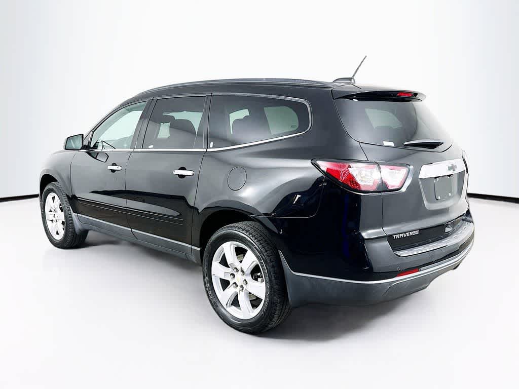 Thumbnail: 2017 Chevrolet Traverse - 4