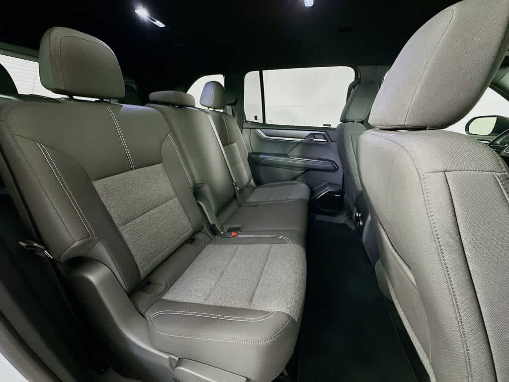 Thumbnail: 2025 GMC Acadia - 33