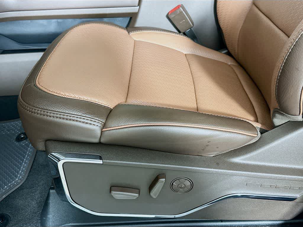 Thumbnail: 2026 Ford F-250 - 32