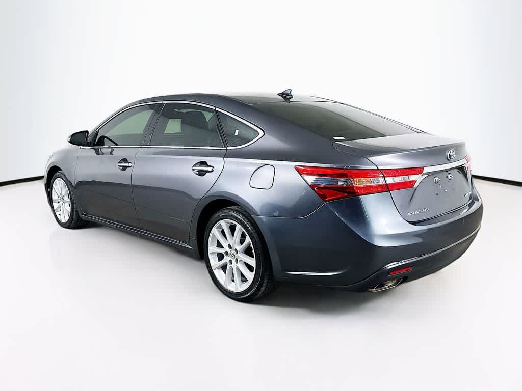 Thumbnail: 2013 Toyota Avalon - 4