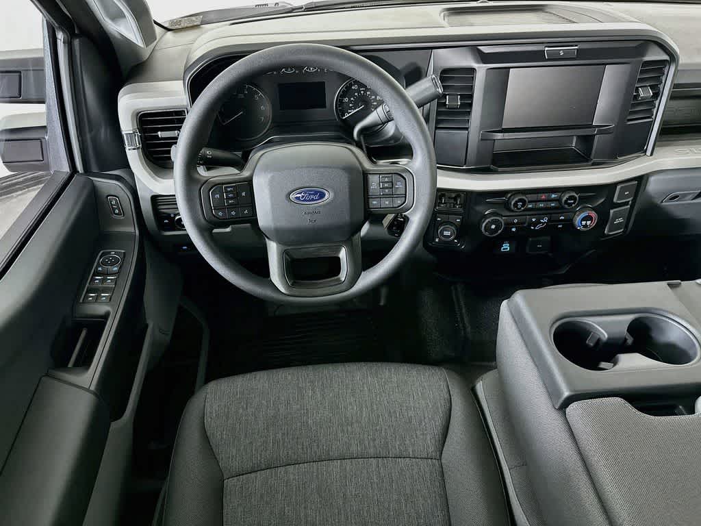 Thumbnail: 2026 Ford F-250 - 10