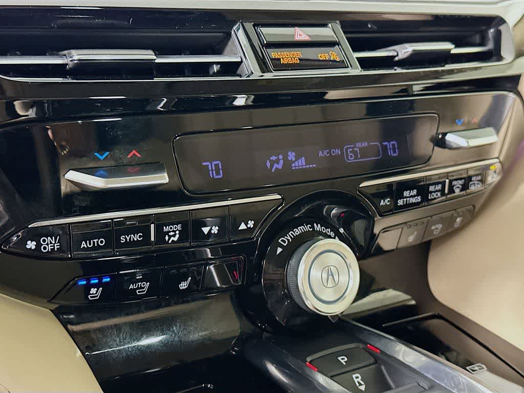 Thumbnail: 2022 Acura MDX - 17