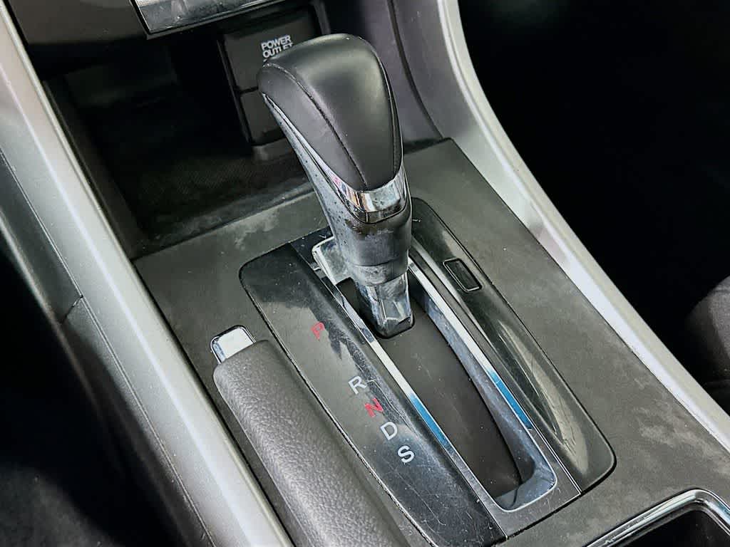 Thumbnail: 2013 Honda Accord - 17