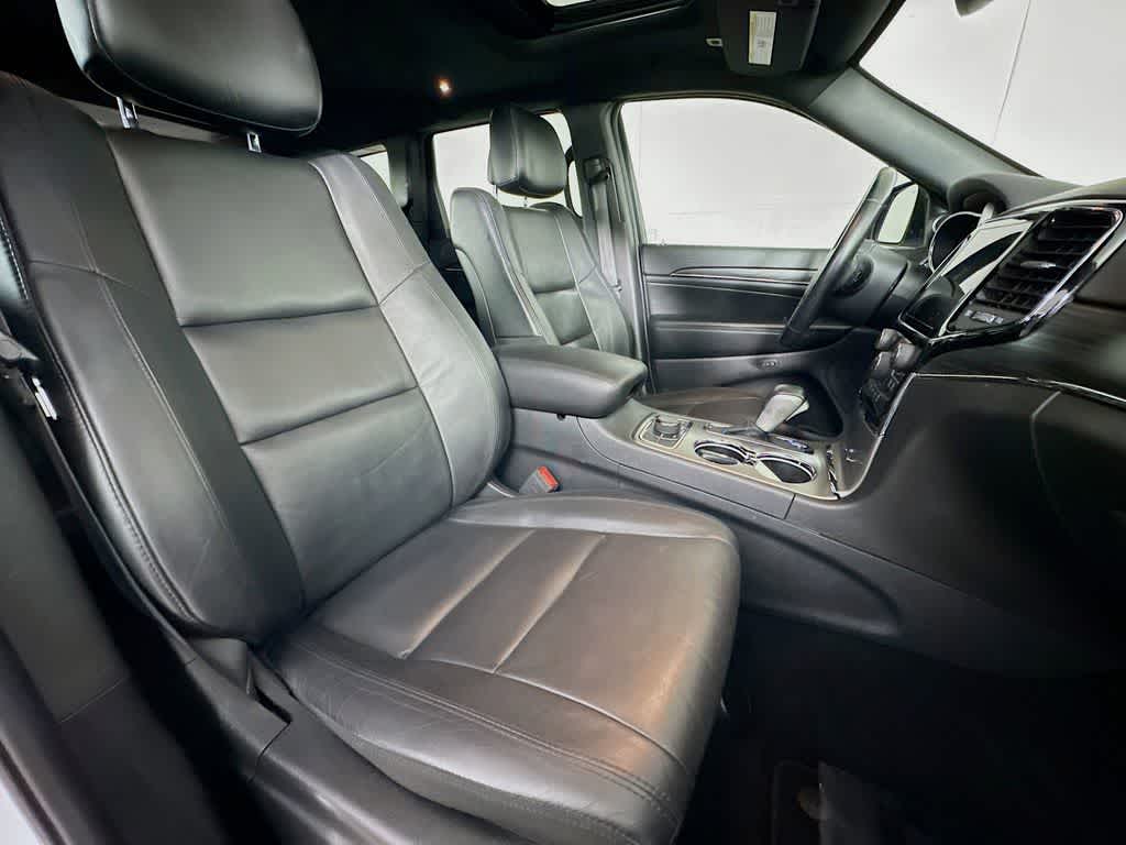 Thumbnail: 2019 Jeep Grand Cherokee - 13