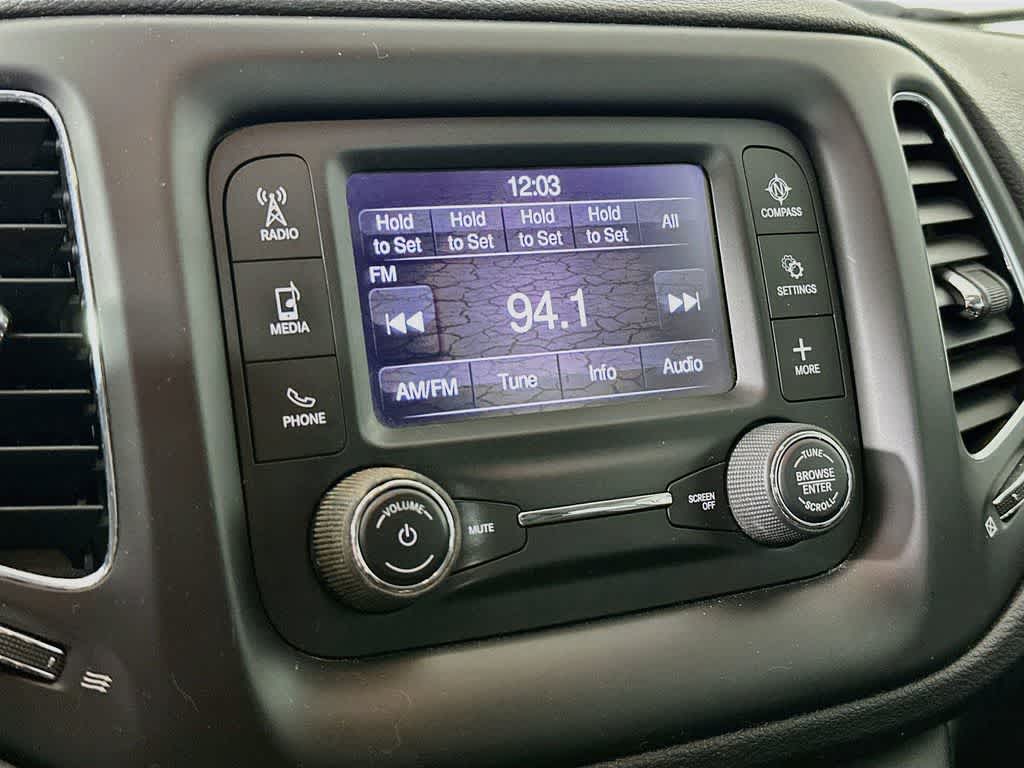 Thumbnail: 2018 Jeep Compass - 16