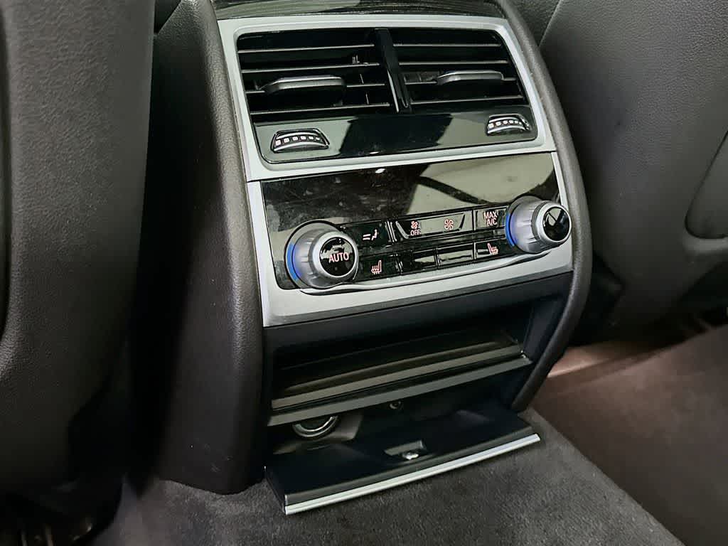 Thumbnail: 2020 BMW 7 Series - 12