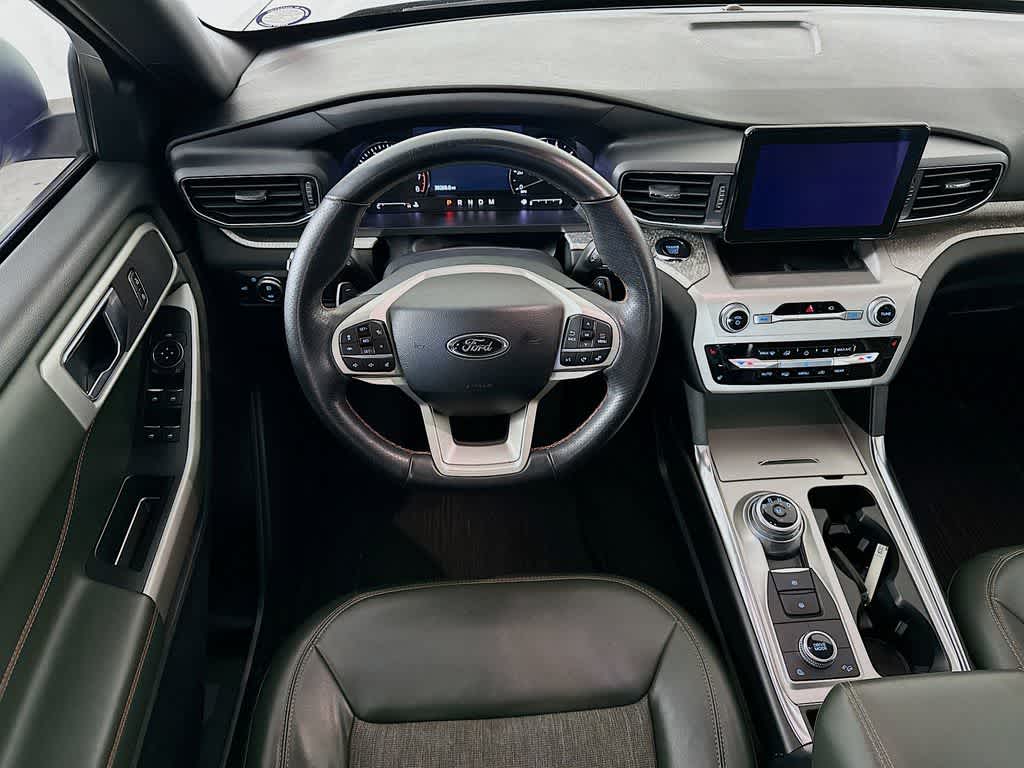 Thumbnail: 2022 Ford Explorer - 10