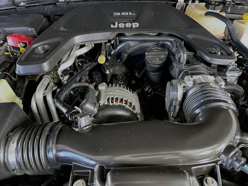 Thumbnail: 2021 Jeep Gladiator - 8
