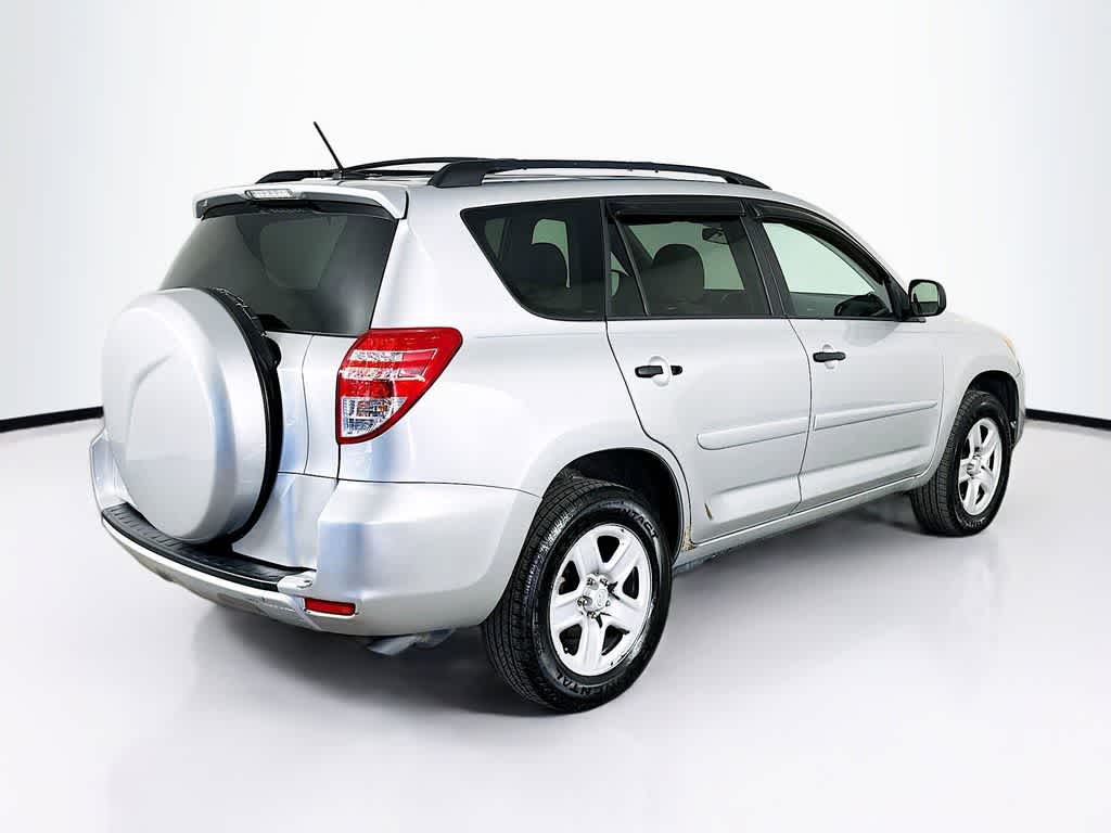 Thumbnail: 2010 Toyota RAV4 - 23