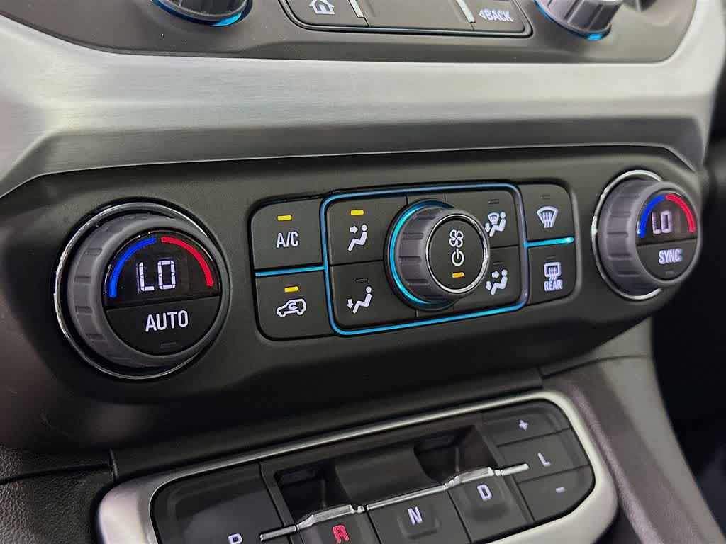 Thumbnail: 2023 GMC Acadia - 18