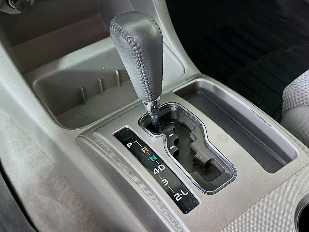 Thumbnail: 2008 Toyota Tacoma - 16